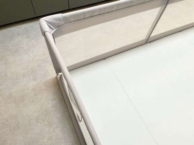 ベビーサークル