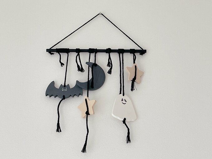 オバケのモビール 330円