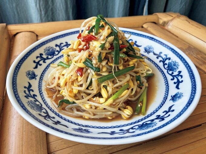 熗拌黄豆芽(豆モヤシの辛味あえ)