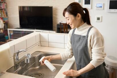 おうちのイヤなにおいもスプレーで解決！“清潔感”のある家を保つコツ