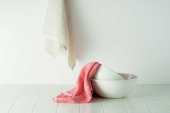 白とピンクのクロス