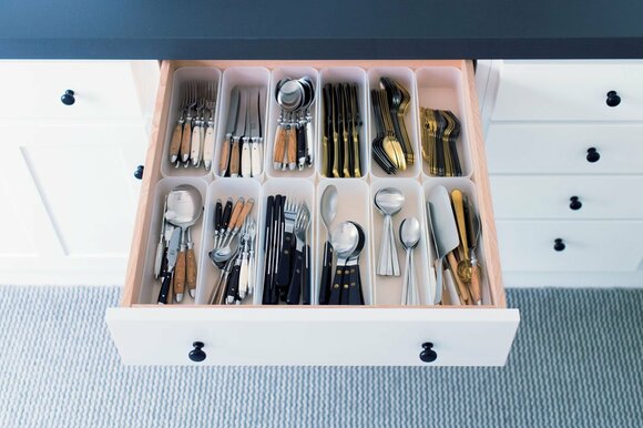 カトラリーの収納