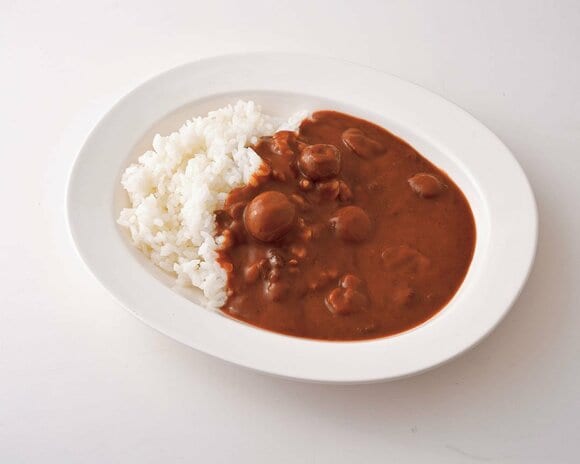カレーマルシェ中辛を盛りつけた様子