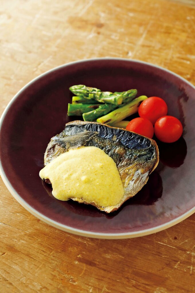 カレーヨーグルトソースのサバソテー