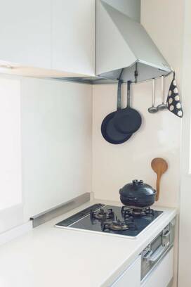 水きりカゴと三角コーナーを処分。すっきり台所を維持するコツ