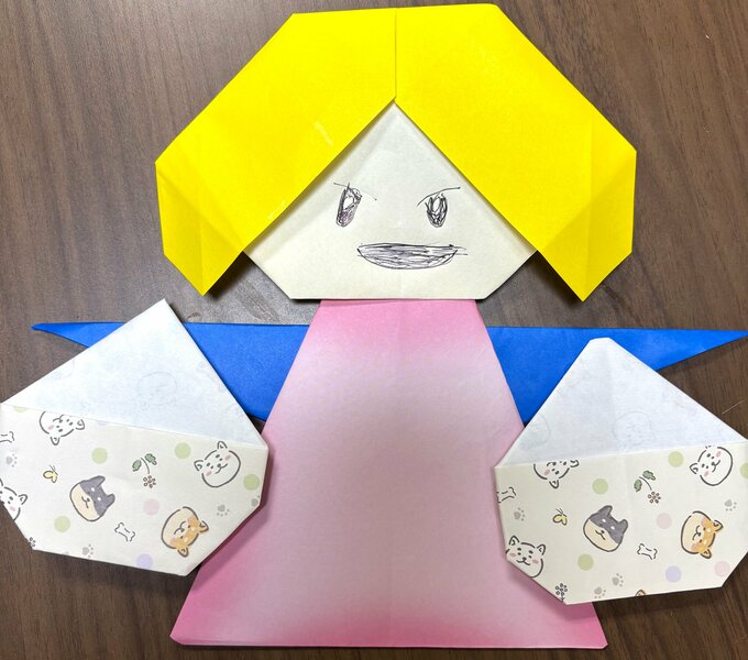 「子どもがおばあちゃんの誕生月の星座を折り紙で折っていました！」（レイチェル7さん・30代・主婦）