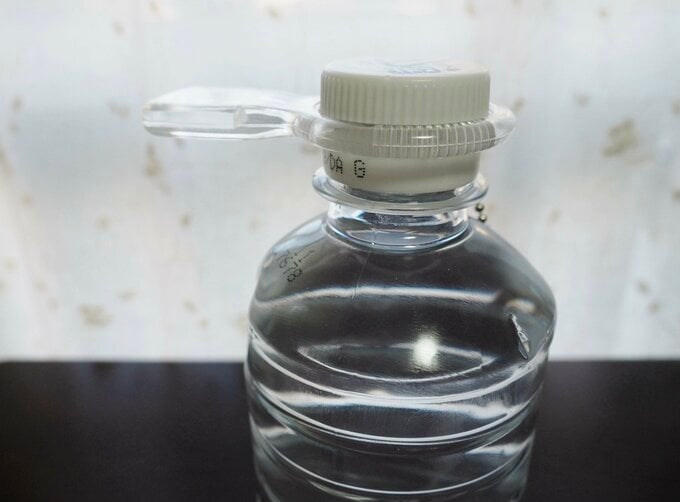 プルトップ・ペットボトルオープナーをペットボトルで使用