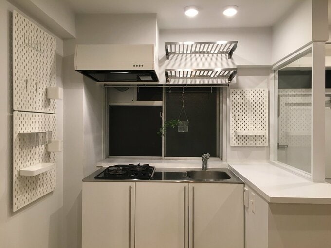 真っ白なインテリアの中に設置しても違和感がない