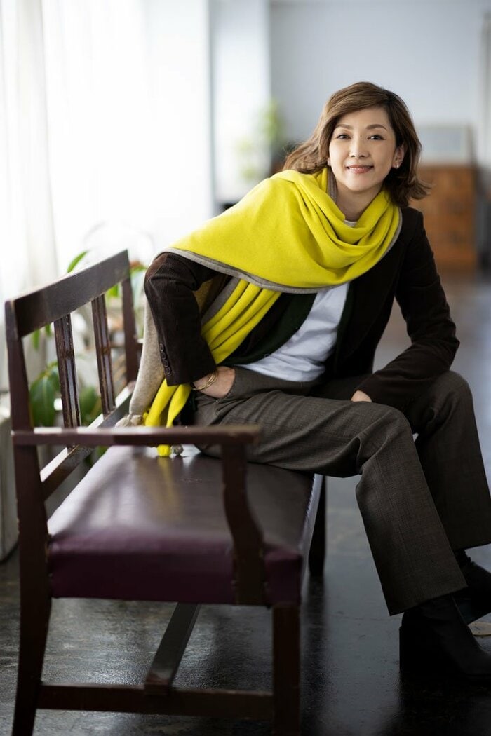 50代の今だからこそ楽しめる。松本孝美さんの流行にとらわれない