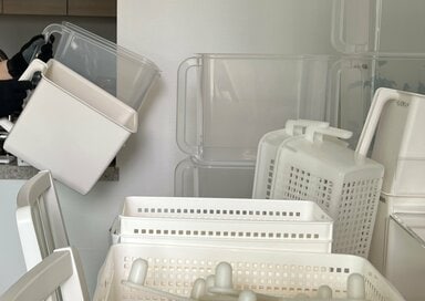 「片づかない家」に多い収納グッズ3つ。50代なら今すぐ手放して