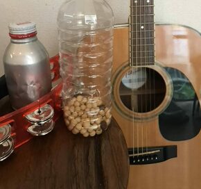 おうちで楽器を楽しもう。ペットボトルや缶で手づくりできる＜暮らしっく＞
