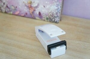 100円ショップのシーラー