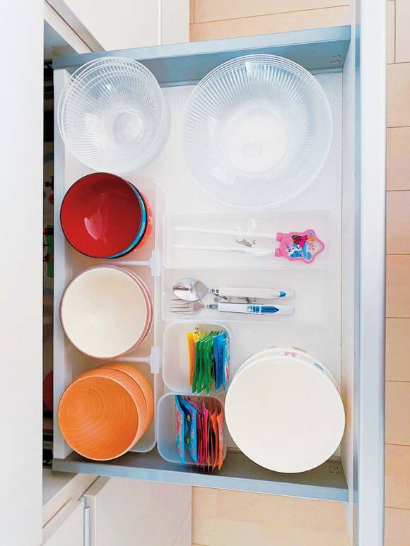 お椀など引き出し