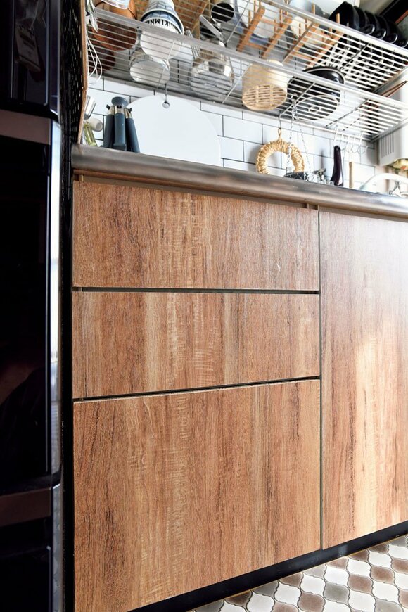 取手のない引き出し