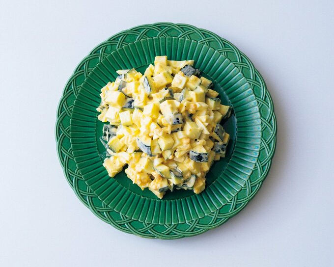 フレッシュズッキーニとゆで卵のサラダ