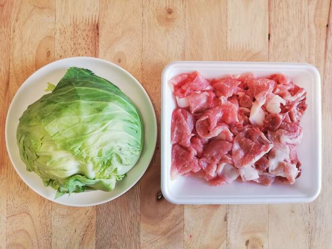 キャベツと豚こま