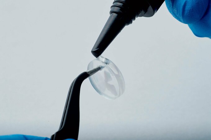 側面にレジンをコーティングする