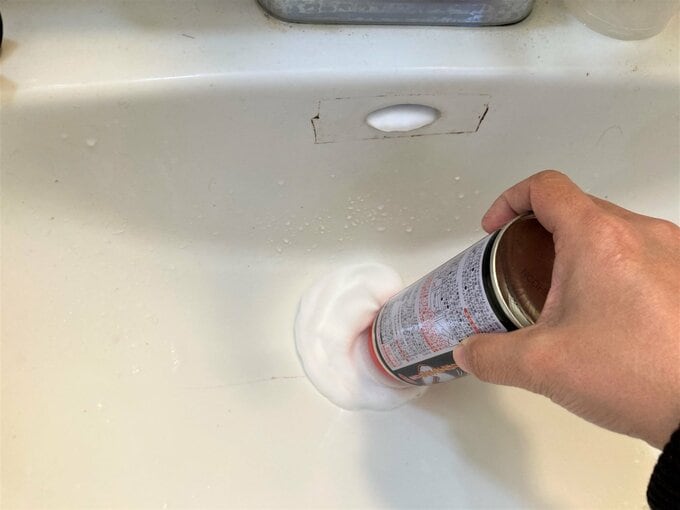 こすり不要の洗剤を洗面で利用