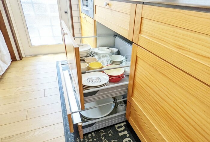 キッチンの造作カウンターに大満足！カップボードをやめてよかった