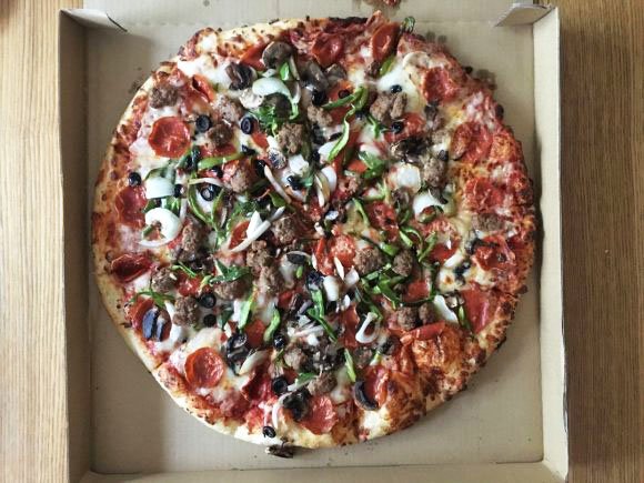 コストコマニアは調理ずみのピザを買う 冷凍よりおすすめのワケは Esseonline エッセ オンライン