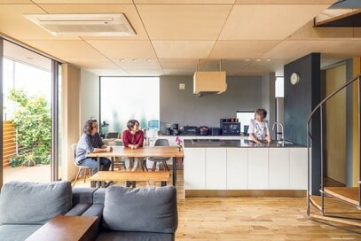 内装材のマジック事例集！無垢材、漆喰、アイアン…組み合せて自分らしい家を建てる