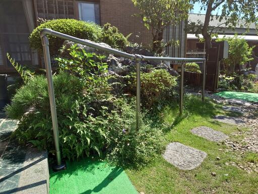 介護リフォームの玄関手すり