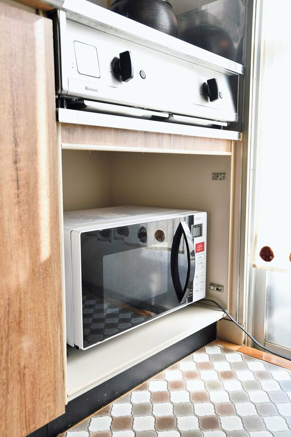 コンロ下オーブンに