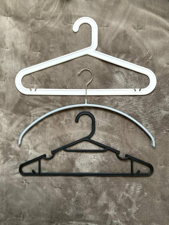 ハンガー3つ