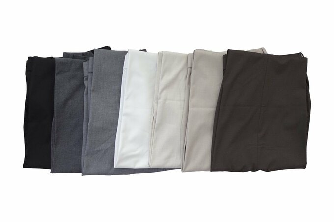 7色のタックワイドパンツ