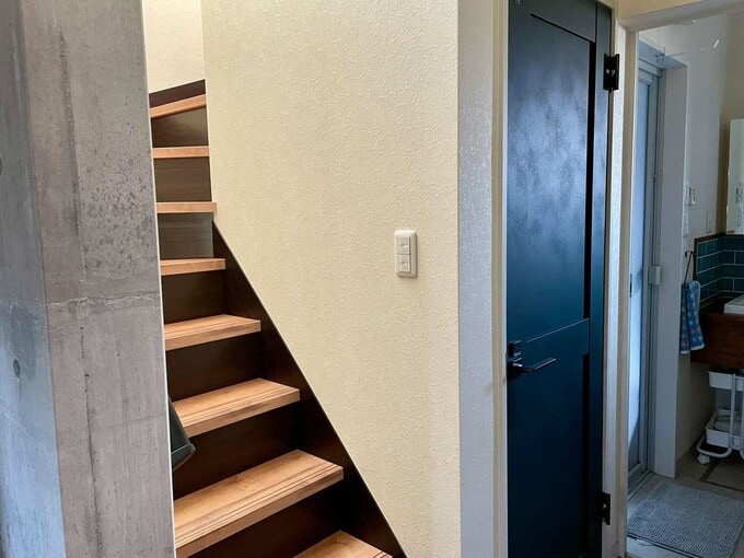 階段とトイレと水回り