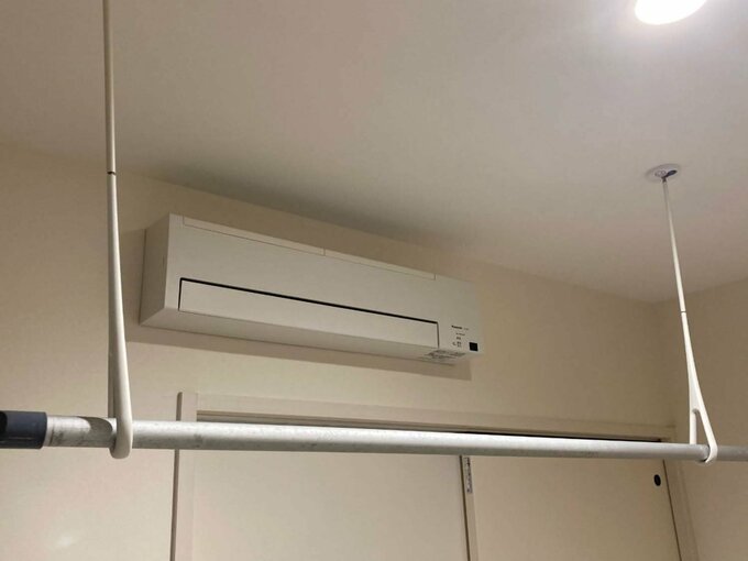 洗面所の部屋干しファン