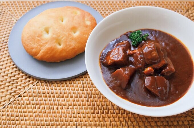 フォカッチャとビーフシチュー