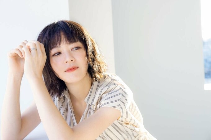 女性