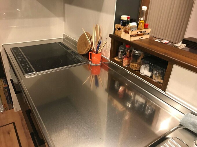 ステンレスのワークトップ