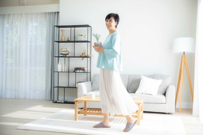 すっきりした女性