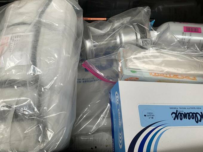 ティッシュなど