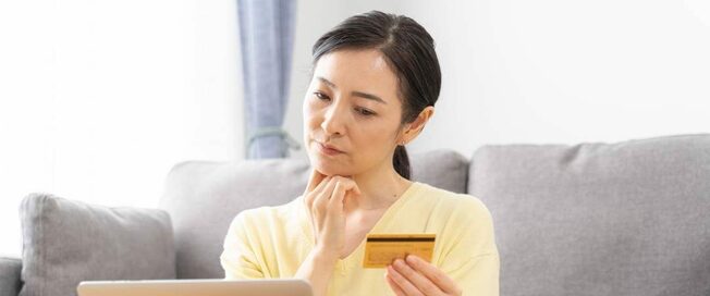 公共料金の支払い「口座振替」と「クレジットカード」どっちがおトク？