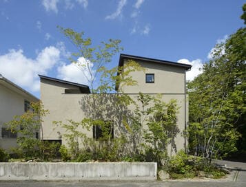 【注文住宅事例】プライバシーと自然との融和を両立！中庭のある癒しの家