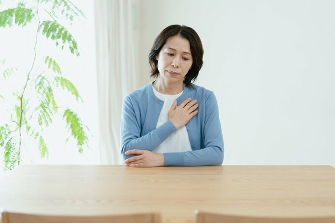 動悸・息切れのイメージ画像