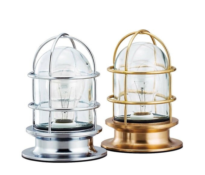 本物の船舶照明