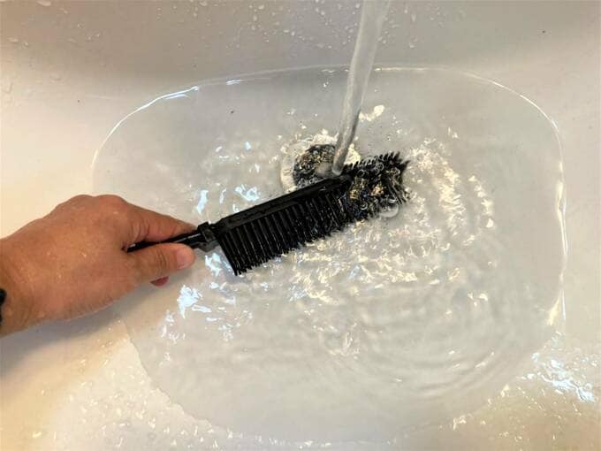 ブラシの手入れ