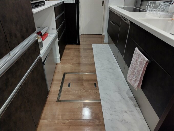 キッチンの通路幅は広め