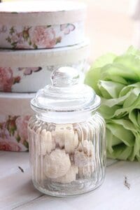 ふたつきのガラスポット