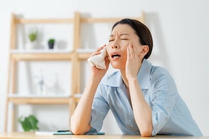 更年期のつらい「ホットフラッシュ」対策。カフェインはNGだった