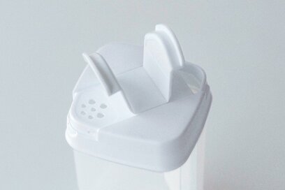 セリア＆ダイソーの100円便利グッズでお弁当づくりも掃除も簡単に！