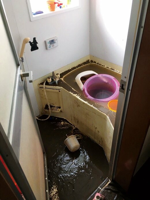 被害、お風呂場