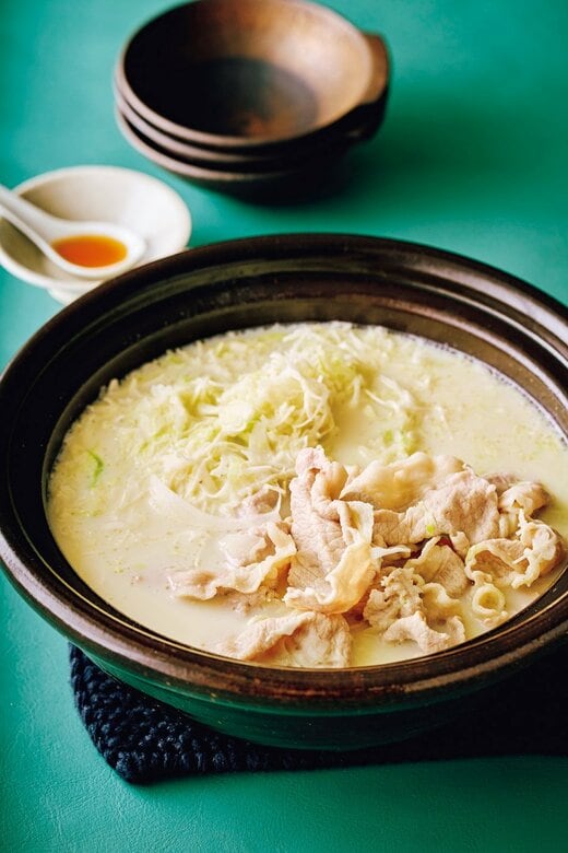 キャベツと豚肉の豆乳鍋