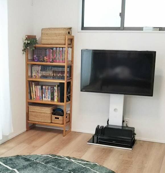 壁寄せスタンドタイプテレビ