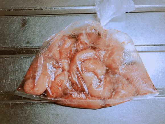 ポリ袋に入れて