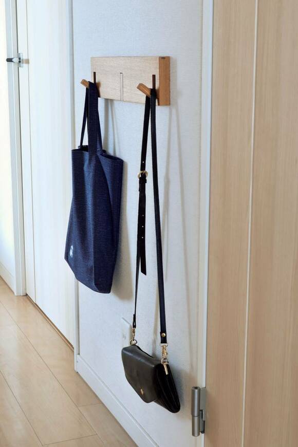 フックにバッグ